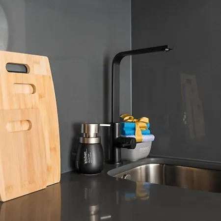 Guestready - Urban Chic In *